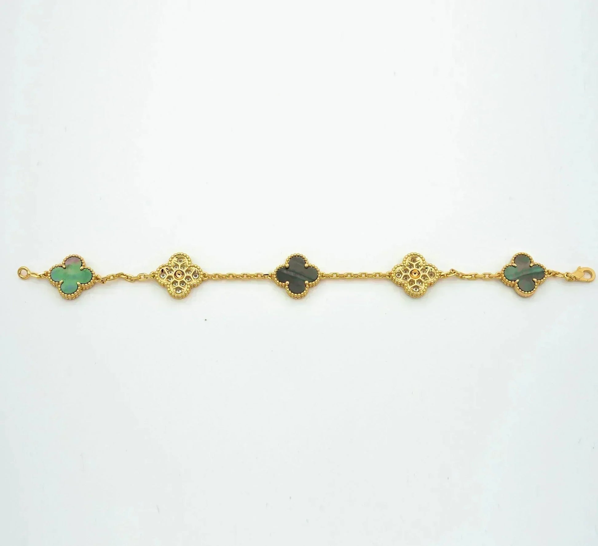 [Lumi jewelry] CLOVER 5 MOTIF GRAY MOP BRACELET COLLECTION