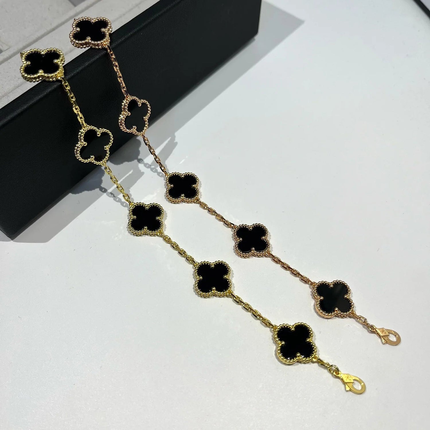 [Lumi]New  CLOVER 5 MOTIF ONYXS BRACELET COLLECTION