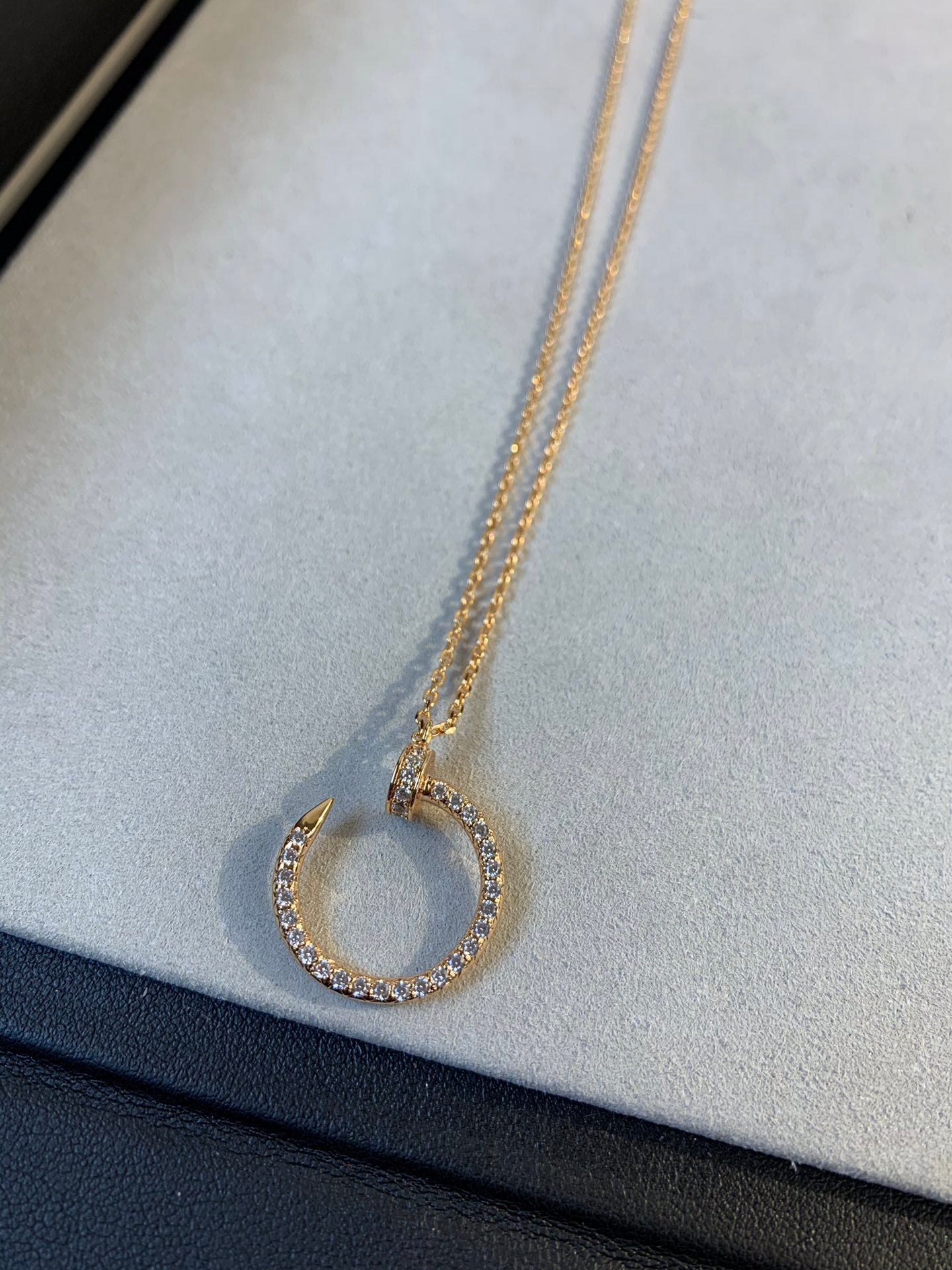 ¡®Lumi¡¯JUSTE NECKLACE PINK GOLD DIAMONDS
