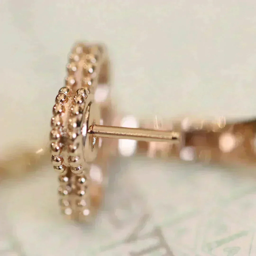 ¡®Lumi¡¯CLOVER MEDIUM 1 MOTIFS FUll DIAMOND EARRINGS