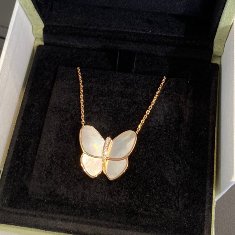 ¡®Lumi¡¯BUTTERFLY GOLD MOP DIAMOND NECKLACE