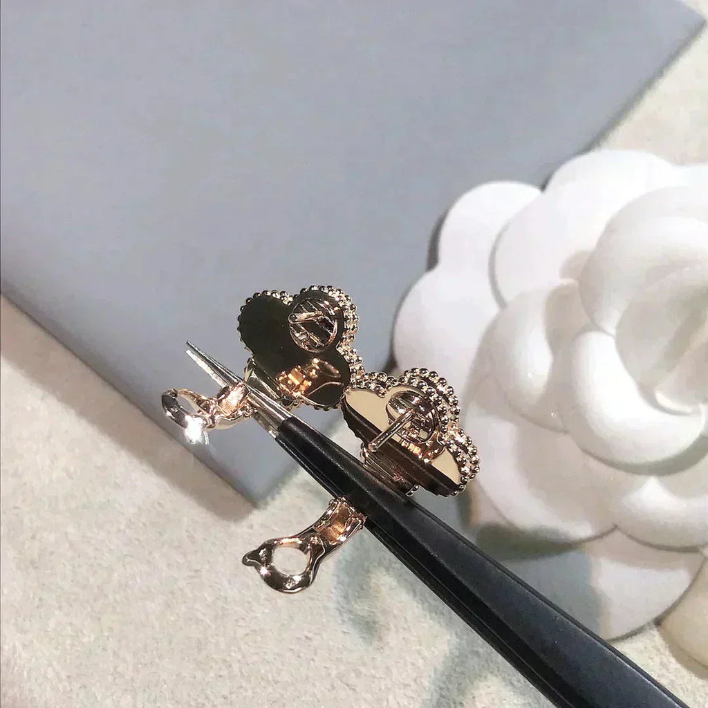 ¡®Lumi¡¯CLOVER MEDIUM 1 MOTIFS  PINK MOP DIAMOND EARRINGS