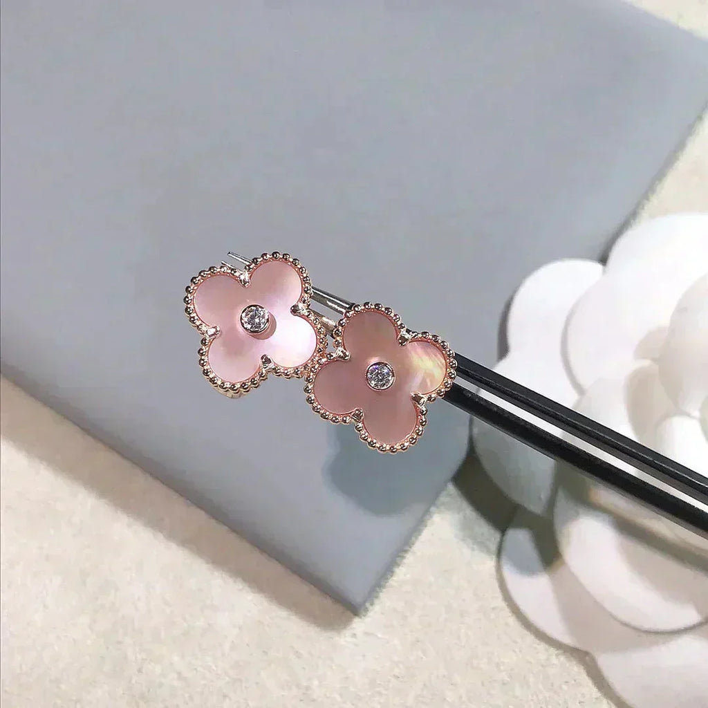 ¡®Lumi¡¯CLOVER MEDIUM 1 MOTIFS  PINK MOP DIAMOND EARRINGS