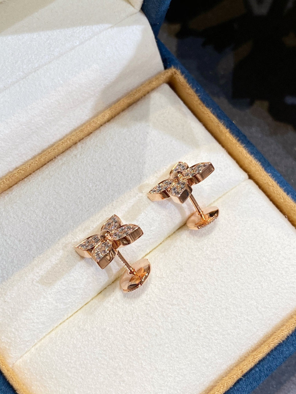 ¡®Lumi¡¯STAR DIAMOND EARRINGS