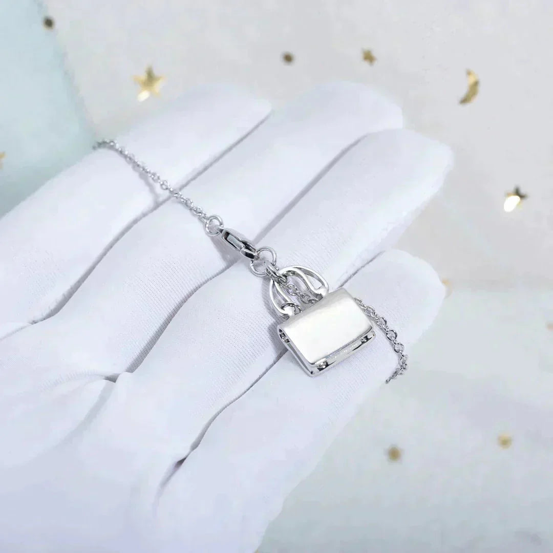 ¡®Lumi¡¯AMULETTE PEDANT SILVER NECKLACE