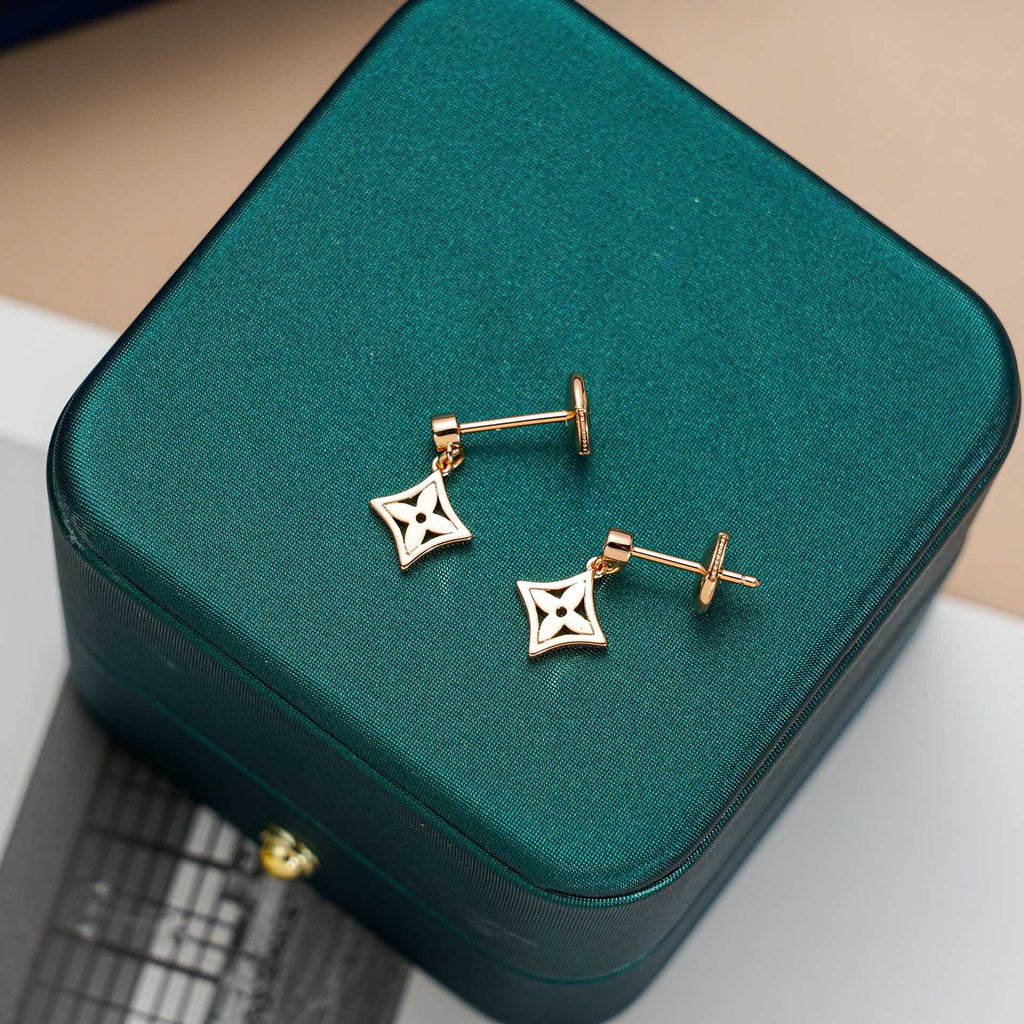¡®Lumi¡¯STAR EARRINGS GOLD