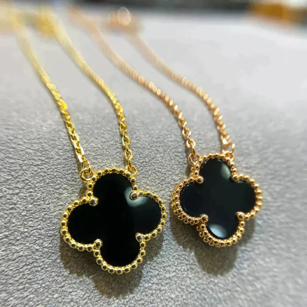 ¡®Lumi¡¯CLOVER 15MM BLACK ONYX SINGLE FLOWER NECKLACE