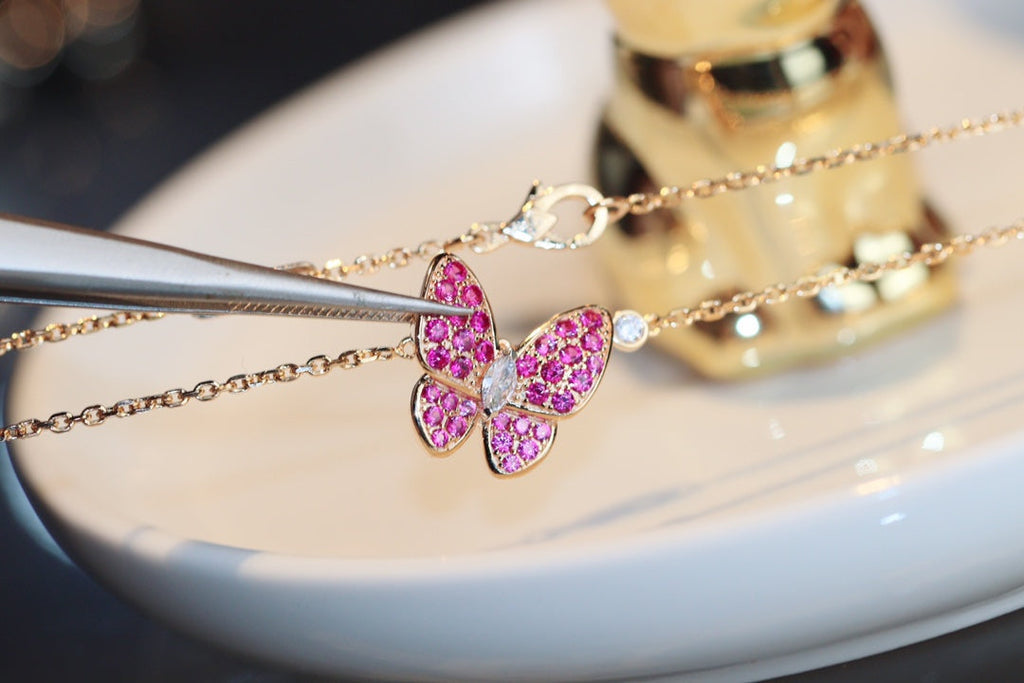 ¡®Lumi¡¯BUTTERFLY RED DIAMOND ROSE GOLD NECKLACE
