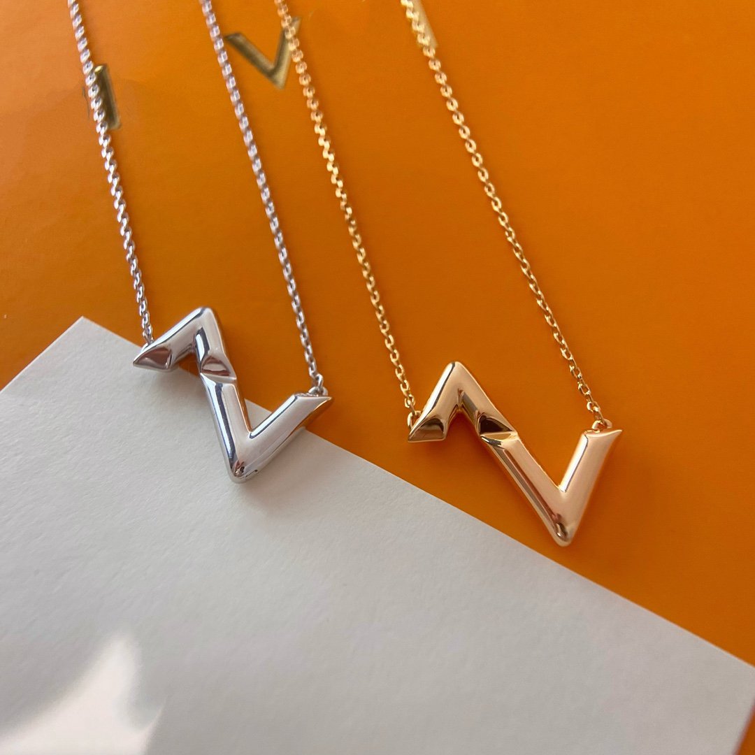 ¡®Lumi¡¯VOLTE UPSIDE DOWN NECKLACE