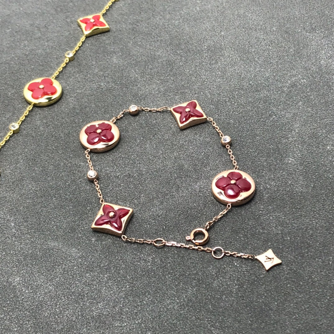 ¡®Lumi¡¯STAR AND SUN CARNELIAN 4 MOTIFS 3 DIAMONDS