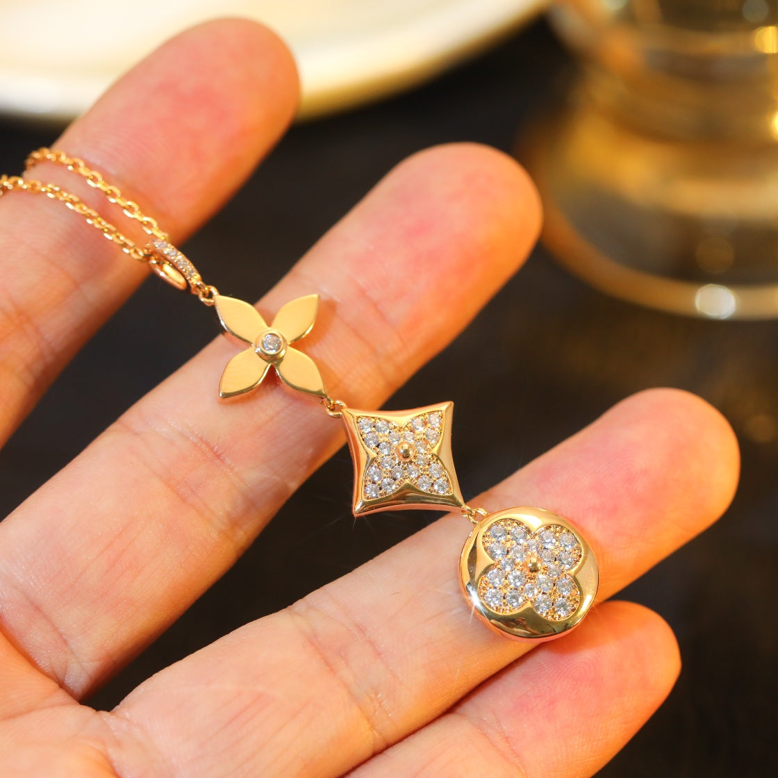 ¡®Lumi¡¯STAR AND SUN DIAMOND PINK GOLD NECKLACE