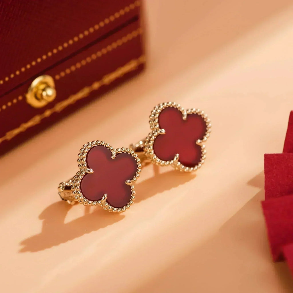¡®Lumi¡¯CLOVER MEDIUM 1 MOTIFS CARNELIAN  EARRINGS
