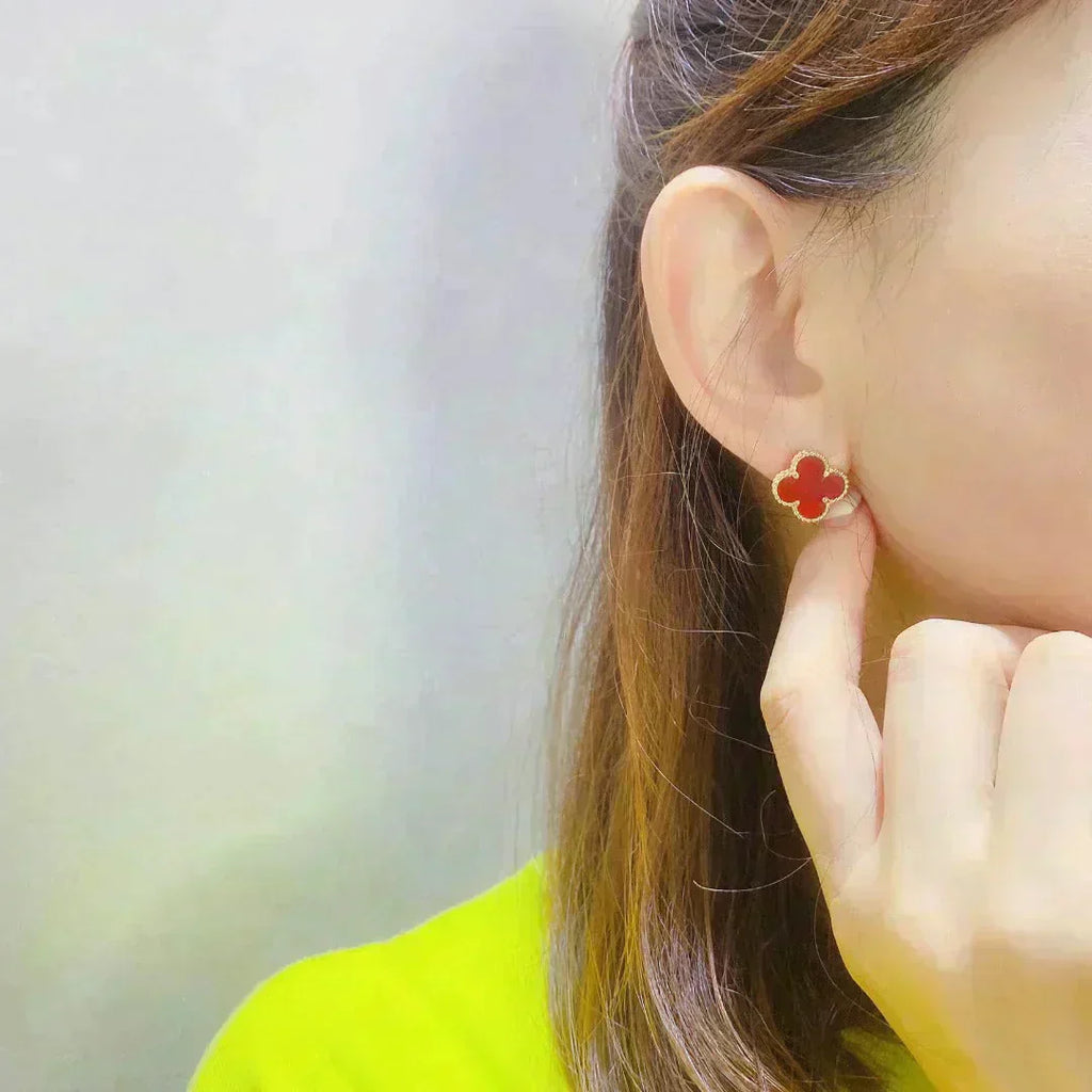 ¡®Lumi¡¯CLOVER MEDIUM 1 MOTIFS CARNELIAN  EARRINGS