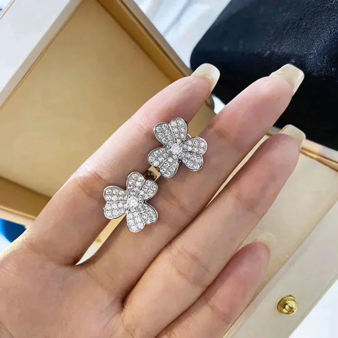 ¡®Lumi¡¯CLOVER COMOS DIAMOND EARRINGS SILVER