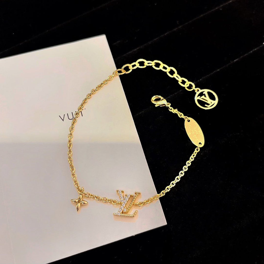 ¡®Lumi¡¯LOGO STAR MOTIF GOLD BRACELET