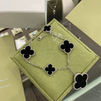 ¡®Lumi¡¯CLOVER 5 MOTIFS SIVLER ONYX BRACELET