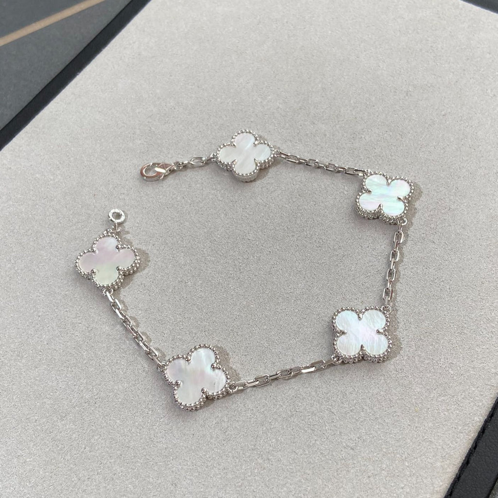 [Lumi]New CLOVER WHITE PEARL MOP 5 MOTIF BRACELET COLLECTION
