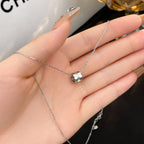 ¡®Lumi¡¯BEE MINI NECKLACE