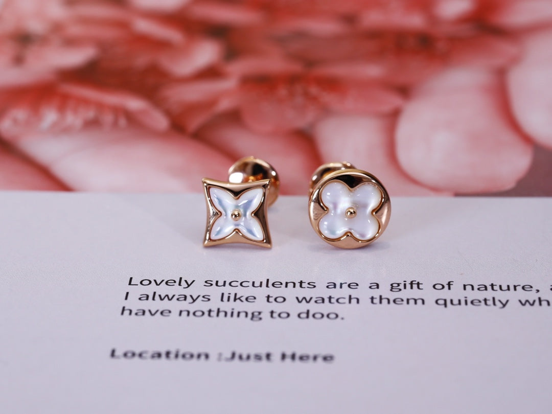 ¡®Lumi¡¯STAR AND SUN PINK GOLD MOP STUD EARRINGS