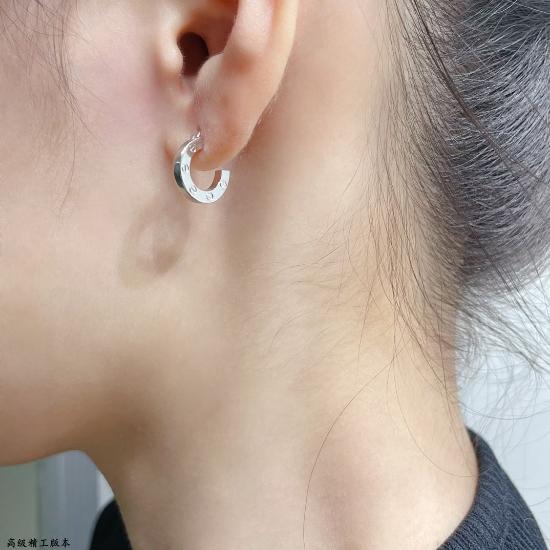 ¡®Lumi¡¯LOVE MINI EARRINGS