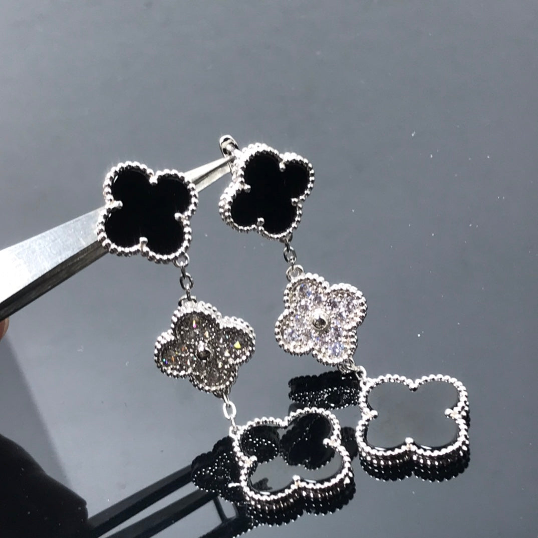 ¡®Lumi¡¯CLOVER 3 MOTIF DIAMOND ONYX SILVER EARRINGS