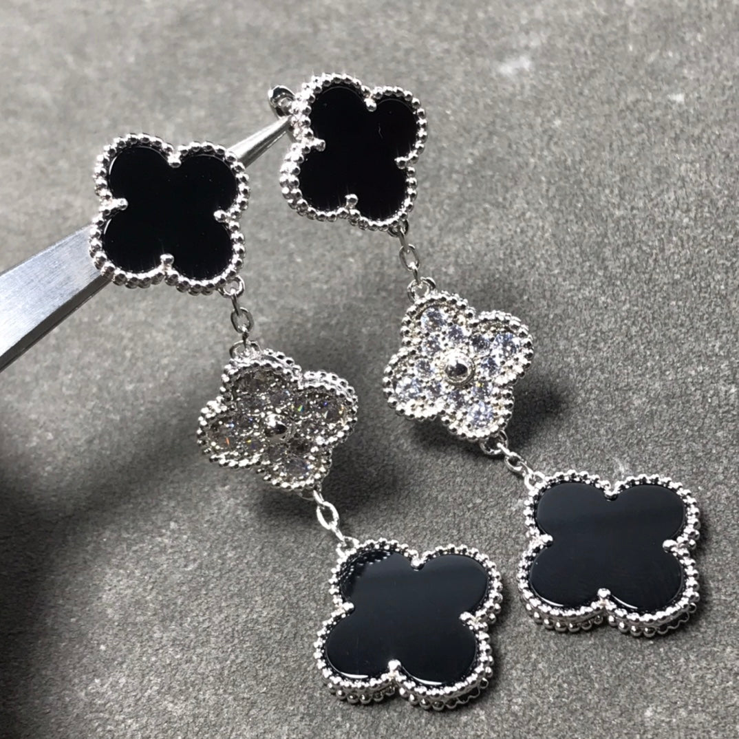 ¡®Lumi¡¯CLOVER 3 MOTIF DIAMOND ONYX SILVER EARRINGS