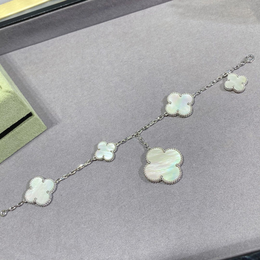 ¡®Lumi¡¯CLOVER 5 MOTIF WHITE MOP SILVER BRACELET