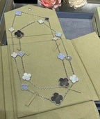 ¡®Lumi¡¯CLOVER 16 MOTIF CHALCEDONY MOP SILVER NECKLACE