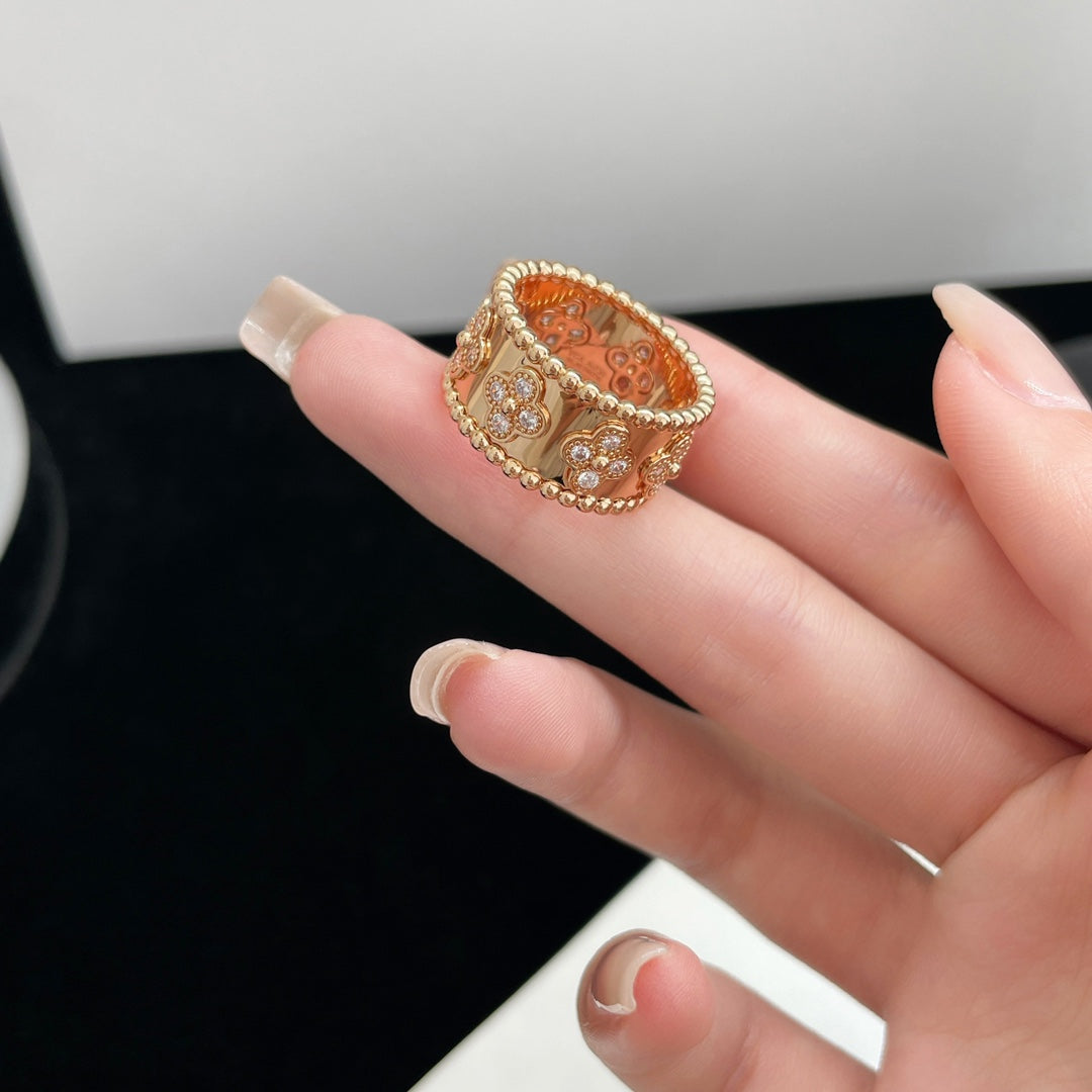 ¡®Lumi¡¯PERLEE DIAMOND LARGE RING