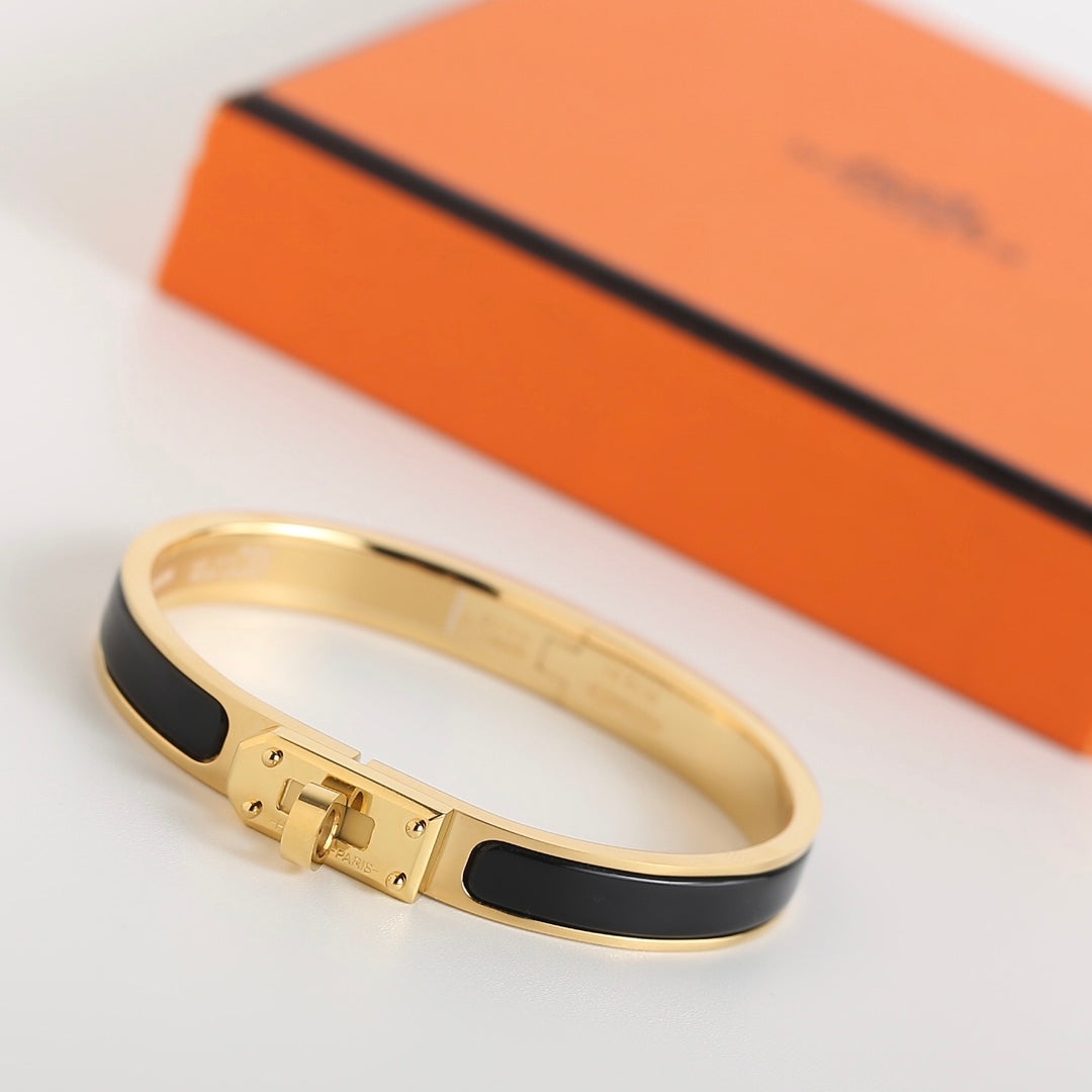 ¡®Lumi¡¯HM KELLY BLACK BRACELET