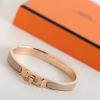¡®Lumi¡¯HM KELLY GREY BRACELET