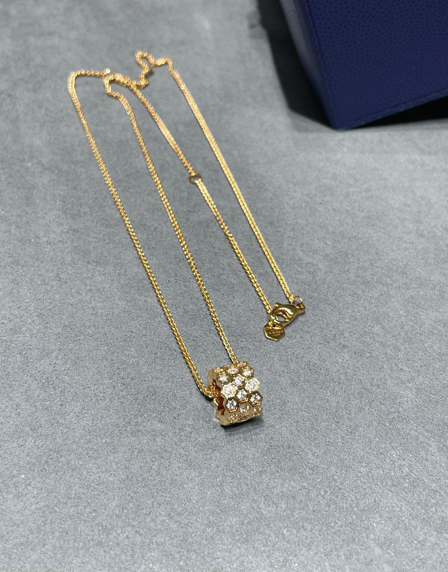 ¡®Lumi¡¯BEE LOVE DIAMOND PAVED 3 ROW NECKLACE