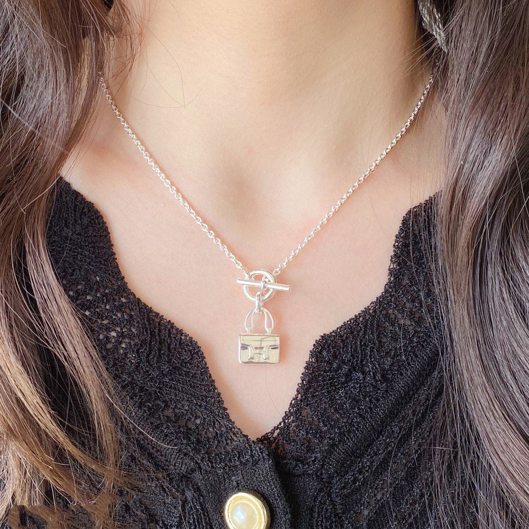 ¡®Lumi¡¯CONSTANCE PEDANT SILVER NECKLACE