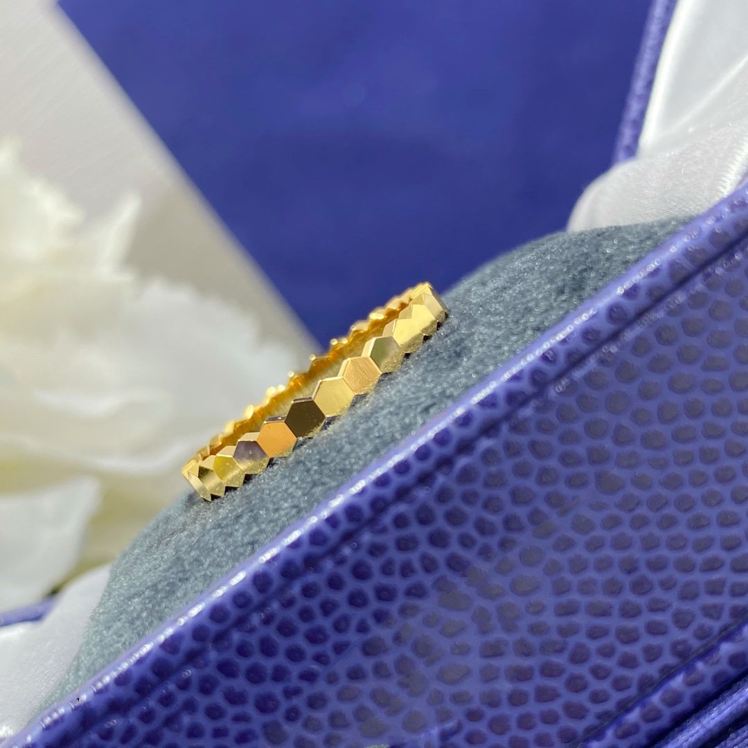 ¡®Lumi¡¯BEE LOVE SMALL RING