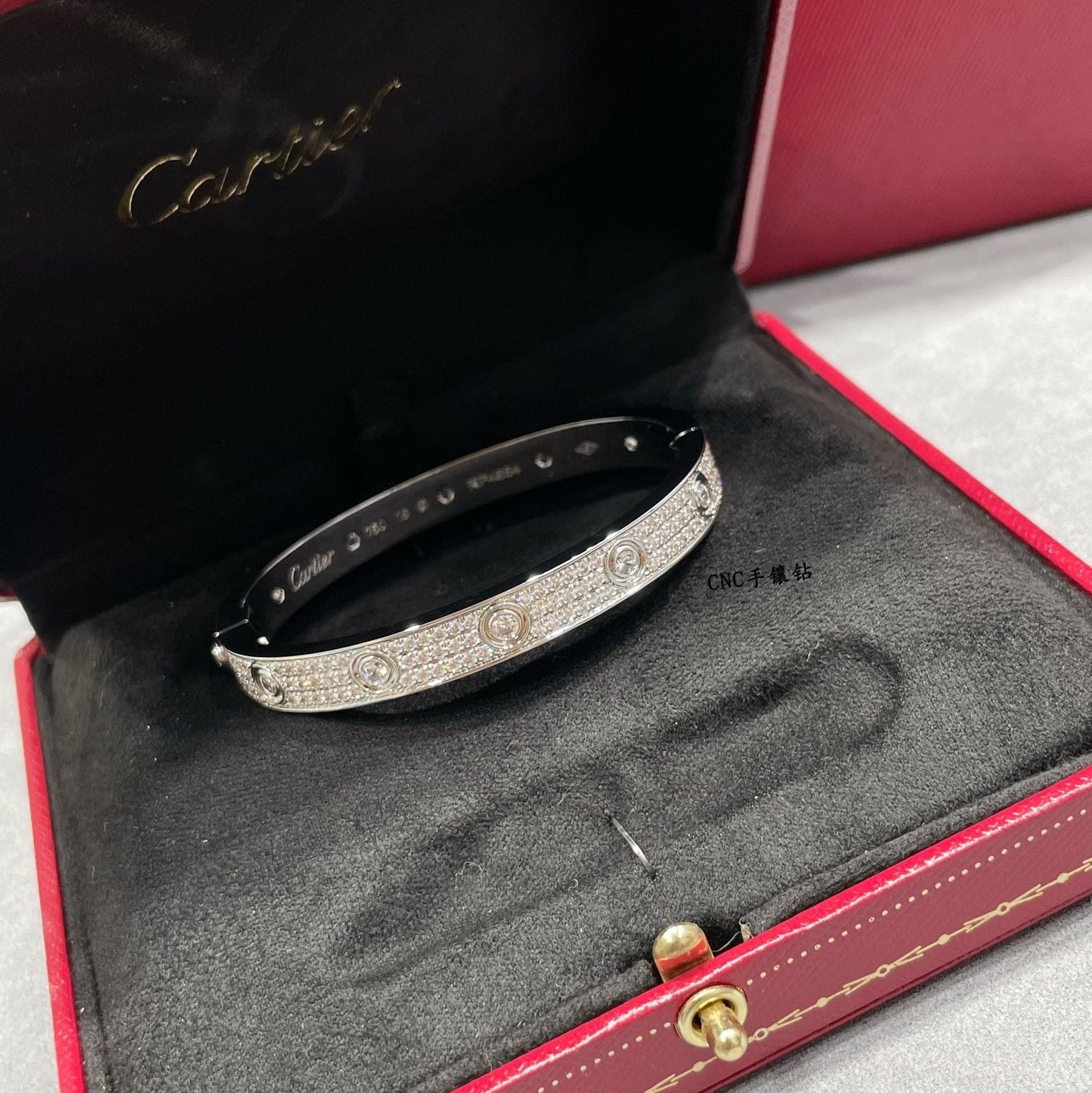 ¡®Imperial¡¯LOVE BRACELET 6.1MM DIAMOND-PAVED 10 BIG DIAMONDS
