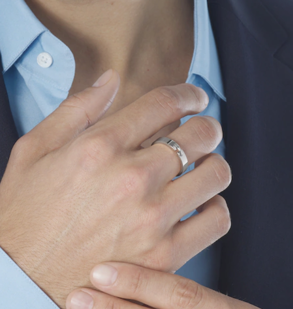 ¡®Lumi¡¯ALLIANCE LIENS VIDENCE 4MM RING