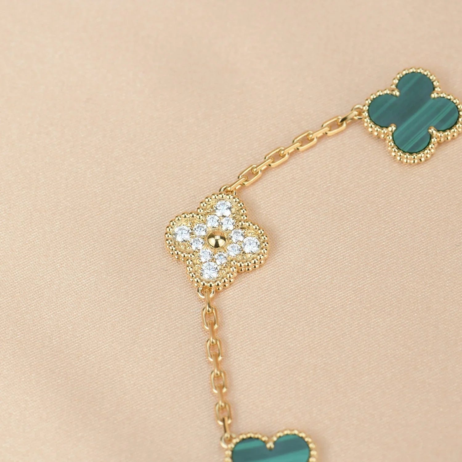 [Lumi jewelry] CLOVER 5 MOTIF MALACHITE BRACELET COLLECTION