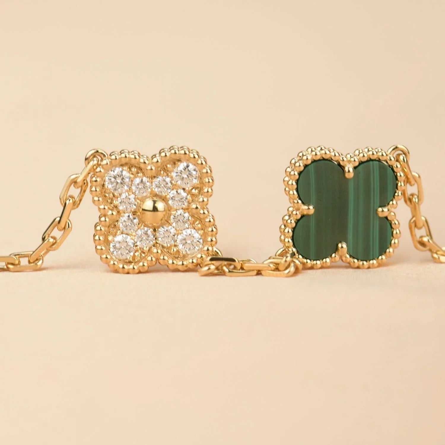 [Lumi jewelry] CLOVER 5 MOTIF MALACHITE BRACELET COLLECTION