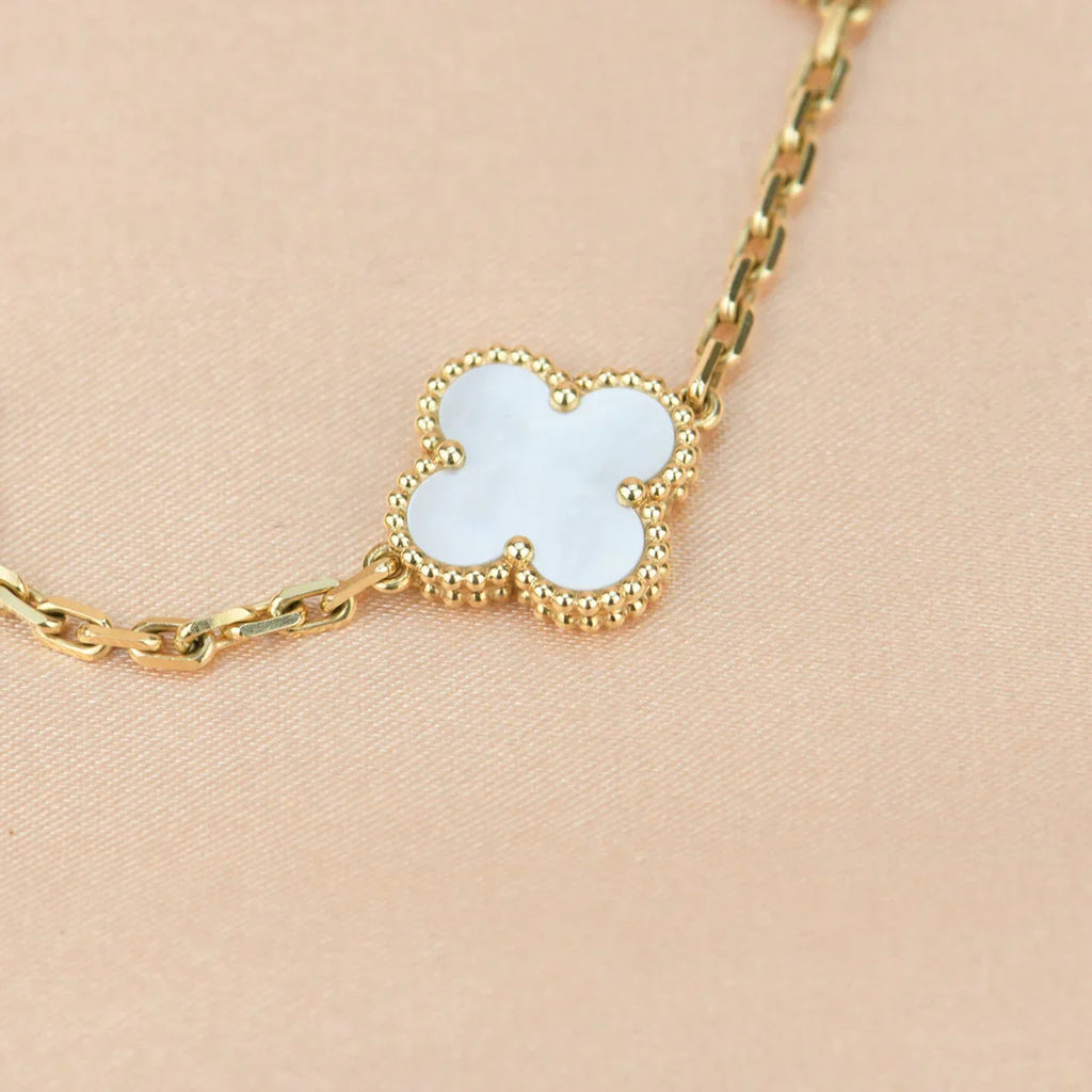 [Lumi]New CLOVER WHITE PEARL MOP 5 MOTIF BRACELET COLLECTION