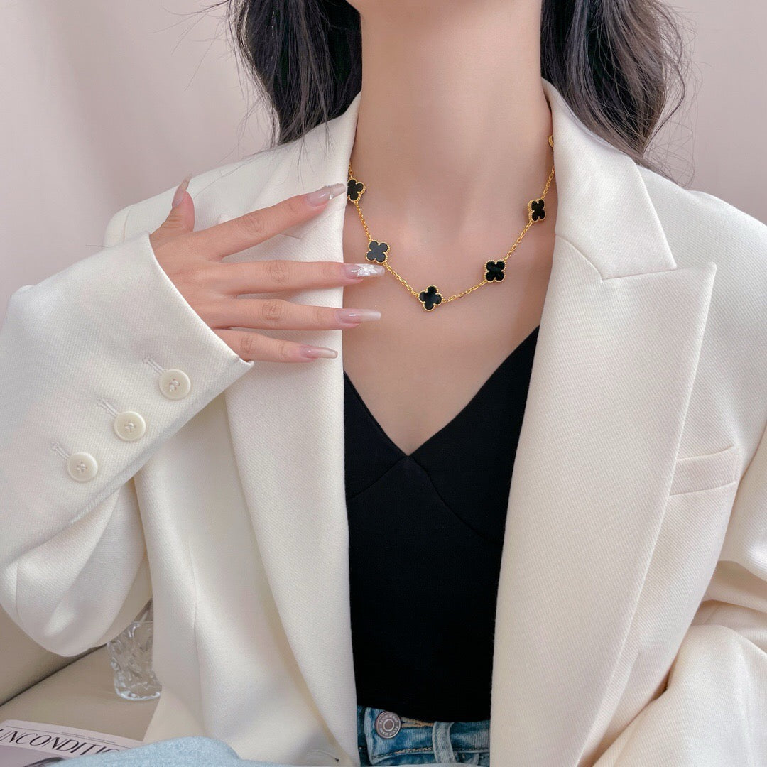 ¡®Lumi¡¯CLOVER 10 MOTIFS ONYX NECKLACE