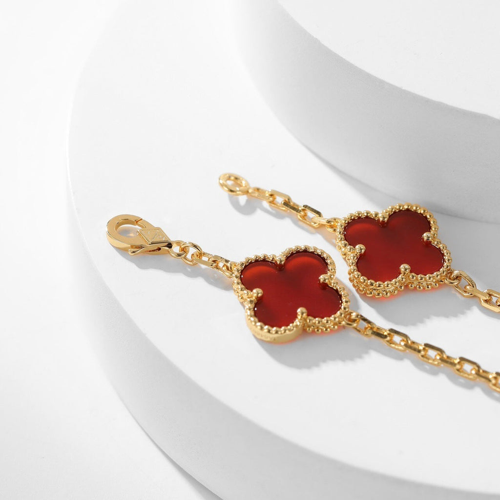 ¡®Lumi¡¯CLOVER 10 MOTIFS CARNELIAN NECKLACE