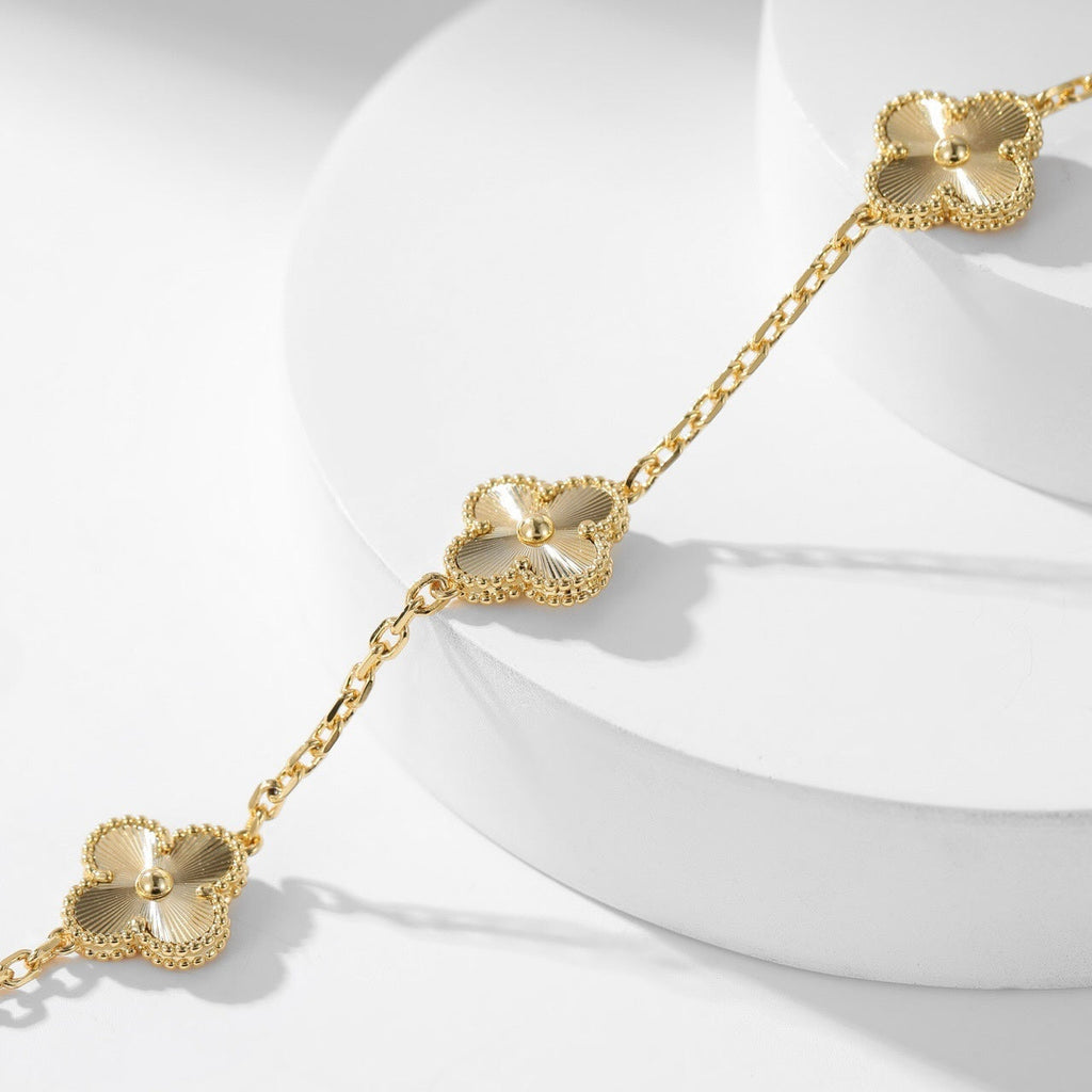 ¡®Lumi¡¯CLOVER 10 MOTIFS LASER NECKLACE