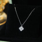¡®Lumi¡¯CLOVER MINI 9.5MM PENDANT DIAMOND NECKLACE