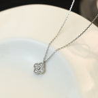 ¡®Lumi¡¯CLOVER MINI 9.5MM PENDANT DIAMOND NECKLACE
