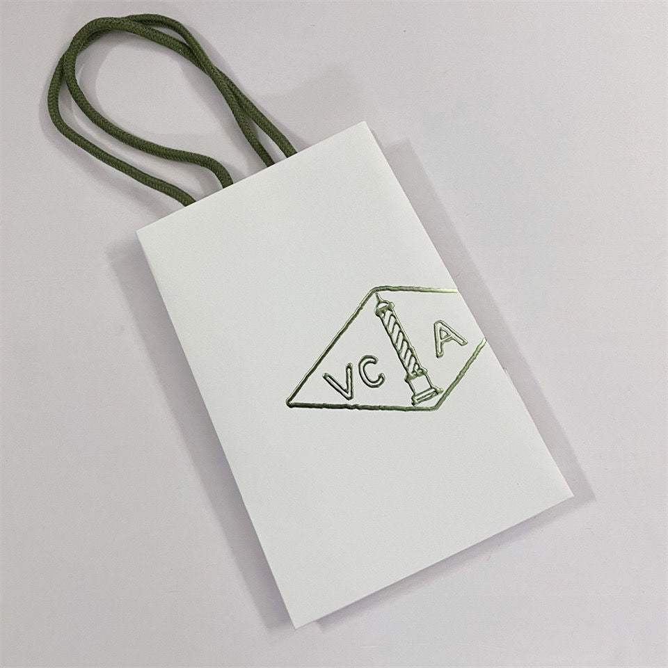 ¡®Lumi¡¯VA CLOVER BRACELET NECKLACE RING BOX GIFT BAG