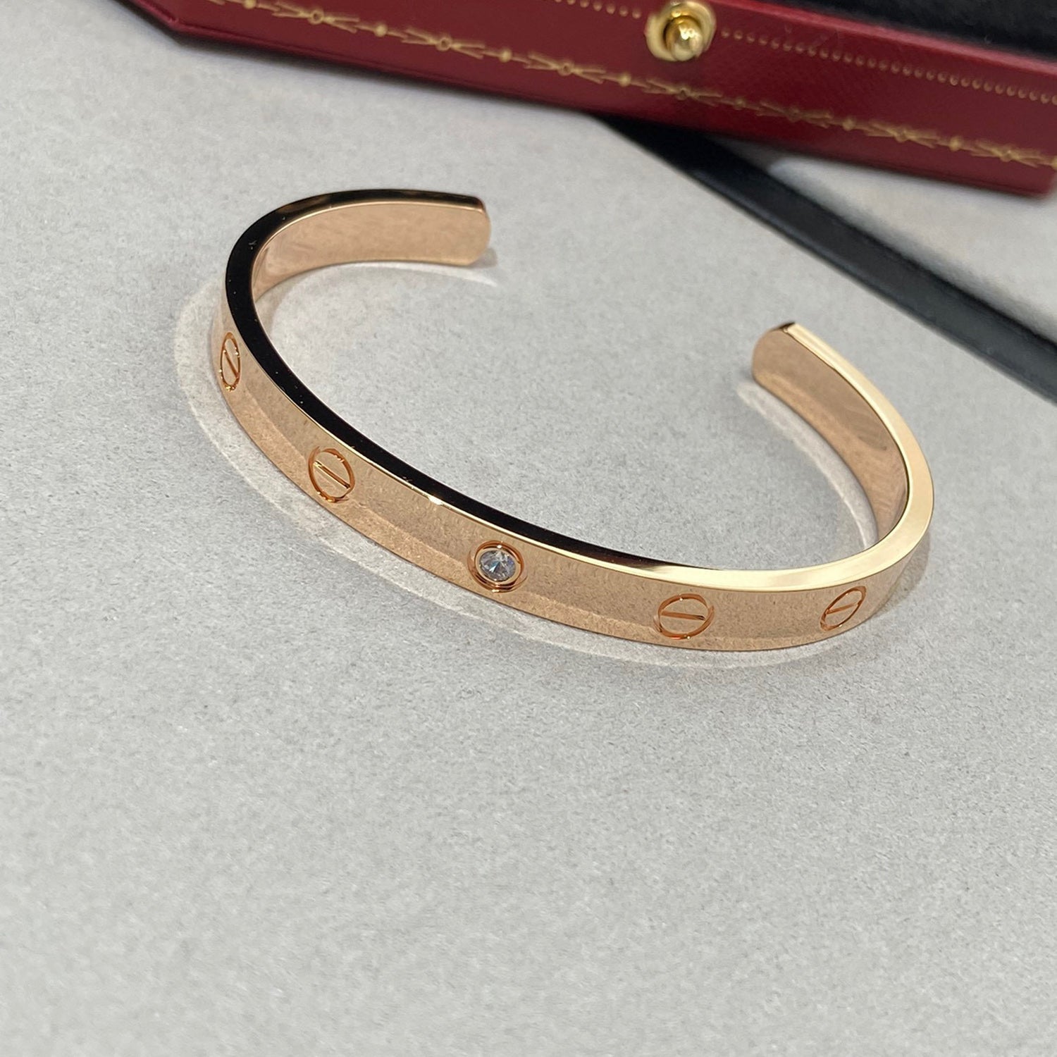 ¡®Lumi¡¯LOVE BRACELET 6.1MM 1 DIAMOND OPEN CUFF