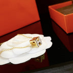 ¡®Lumi¡¯H WHITE SQUARE GOLD NECKLACE