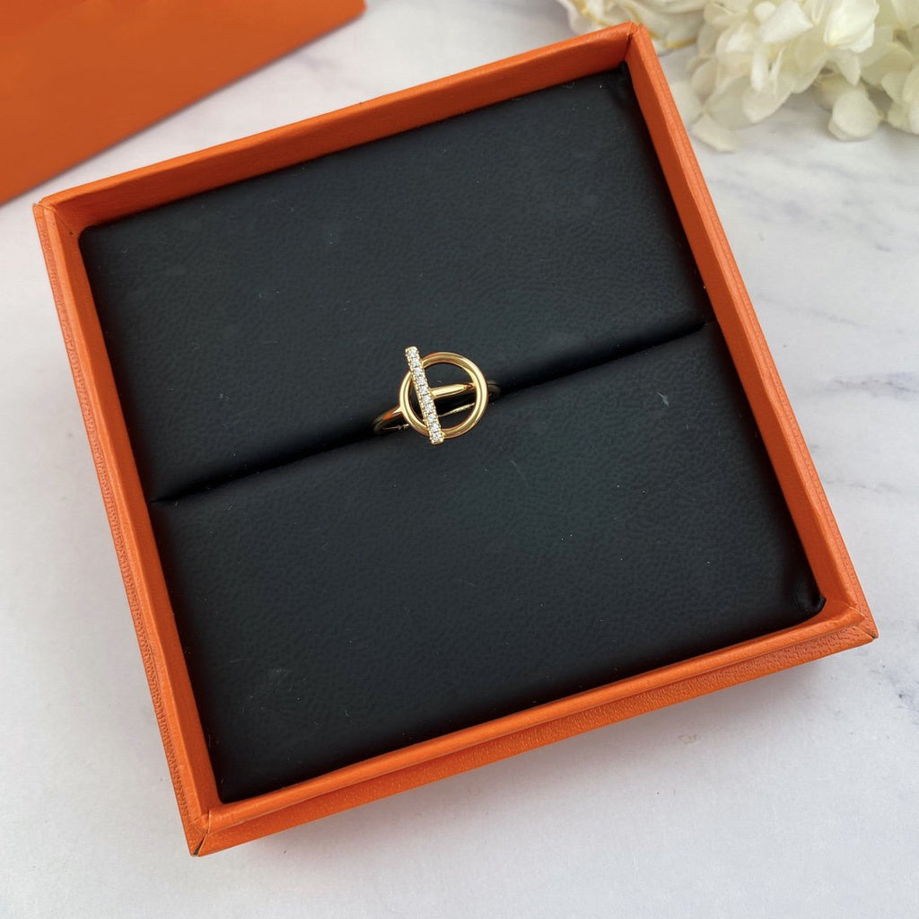 ¡®Lumi¡¯ECHAPPEE RING DIAMOND