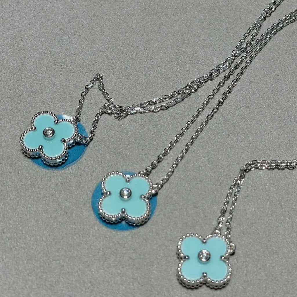 ¡®Lumi¡¯CLOVER 1 DIAMOND LIGHT BLUE SILVER NECKLACE