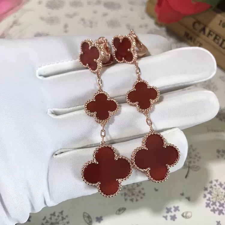 ¡®Lumi¡¯CLOVER 3 MOTIF CARNELIAN DROP EARRINGS